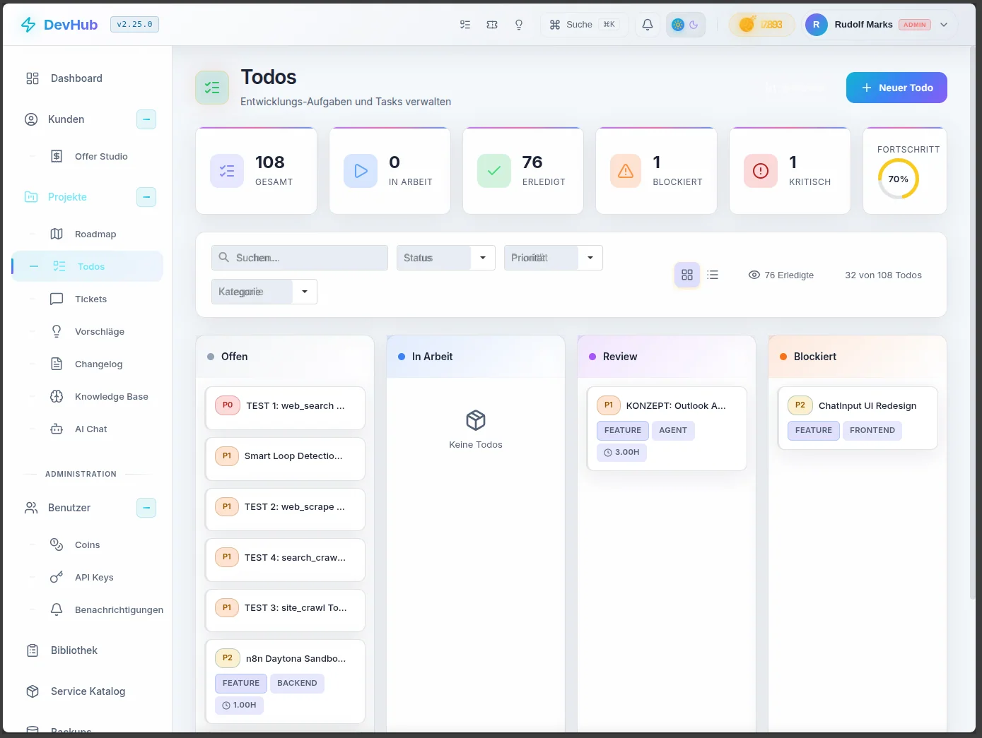 DevHub-Aufgabenverwaltung mit Kennzahlen, Filtern und Spalten für offene Aufgaben, Arbeit, Review und Blockaden – helle Produktaufnahme